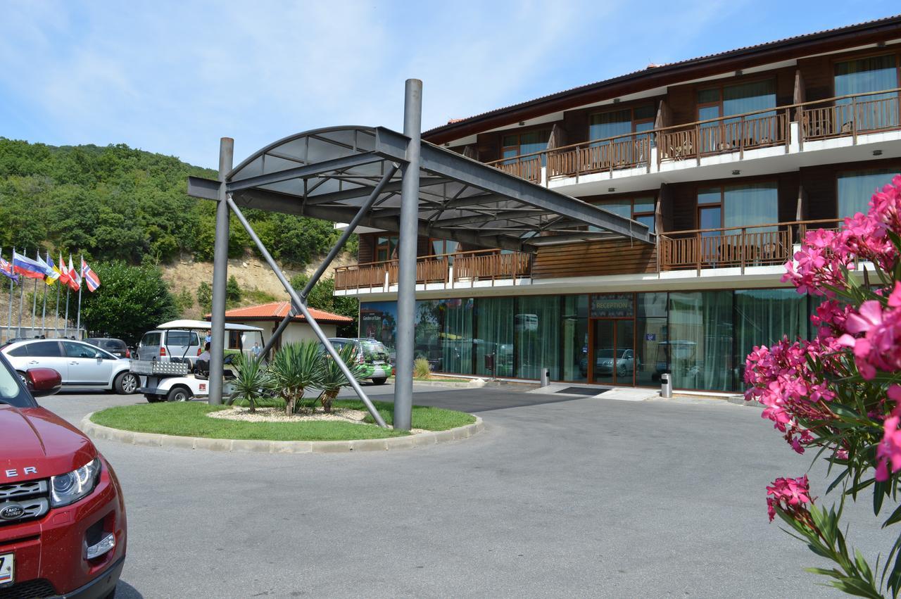 Garden Of Eden Complex Hotel Sveti Vlas Exterior photo